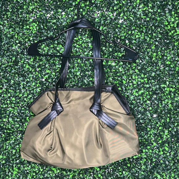 Purse - Picture 2 of 3